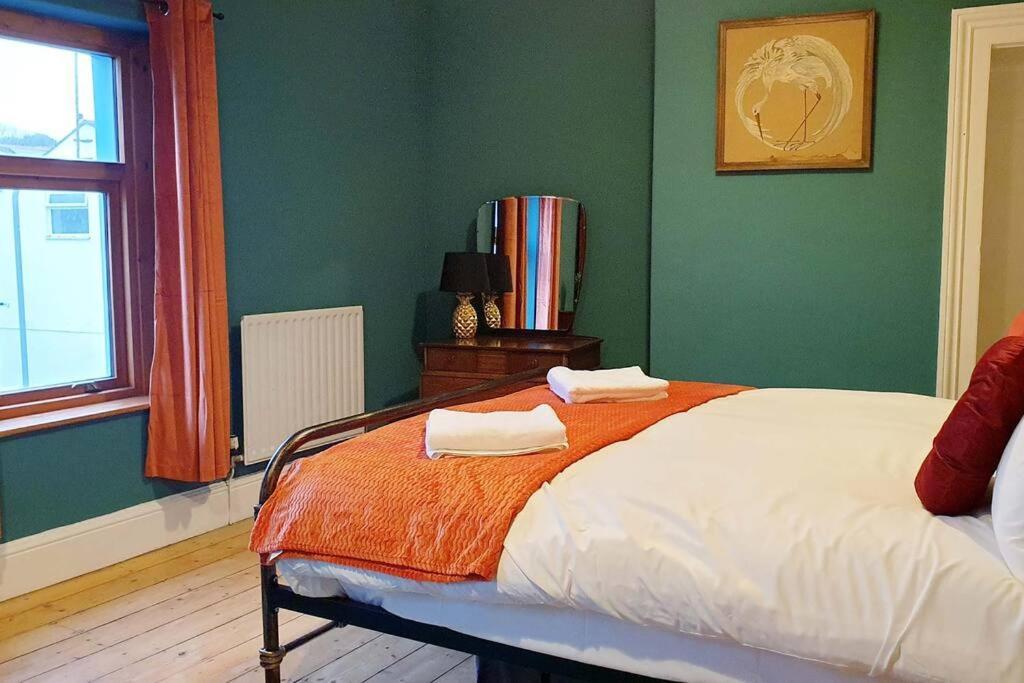 Villa Gorgeous Victorian House Sleeps 6 In Cardiff Extérieur photo