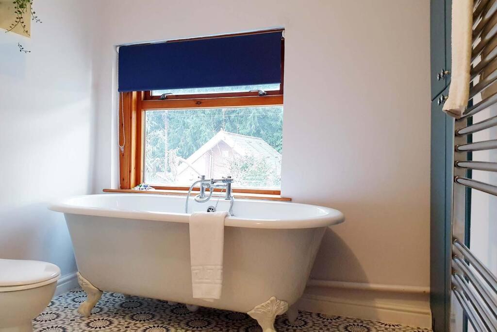 Villa Gorgeous Victorian House Sleeps 6 In Cardiff Extérieur photo