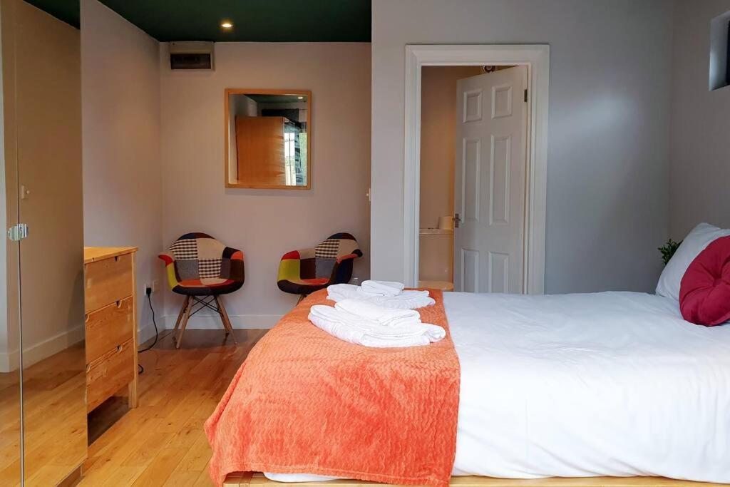 Villa Gorgeous Victorian House Sleeps 6 In Cardiff Extérieur photo